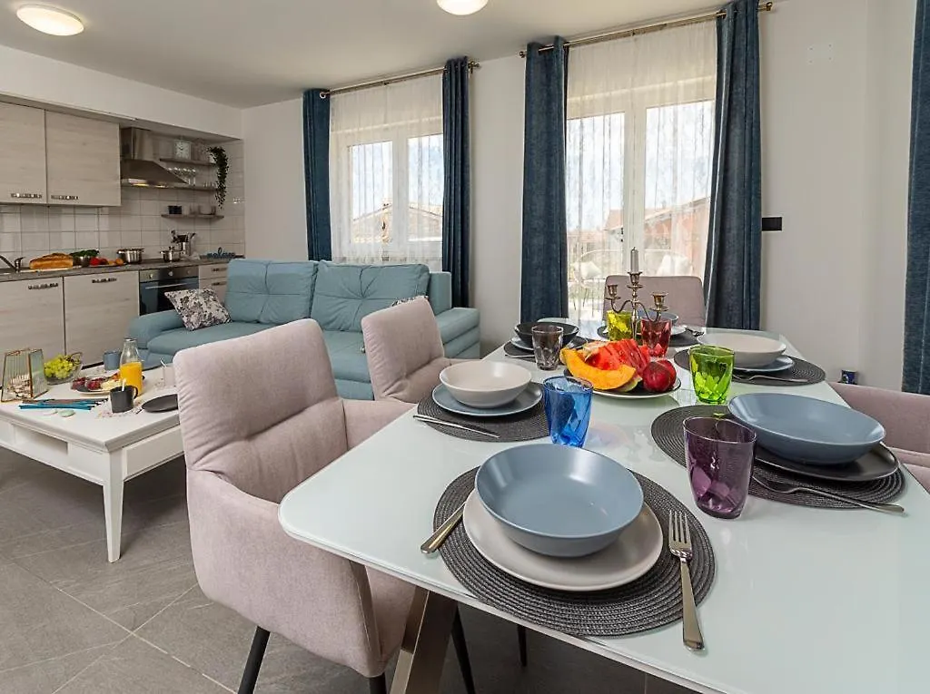 Vittore Novigrad  Apartment Novigrad (Istria)