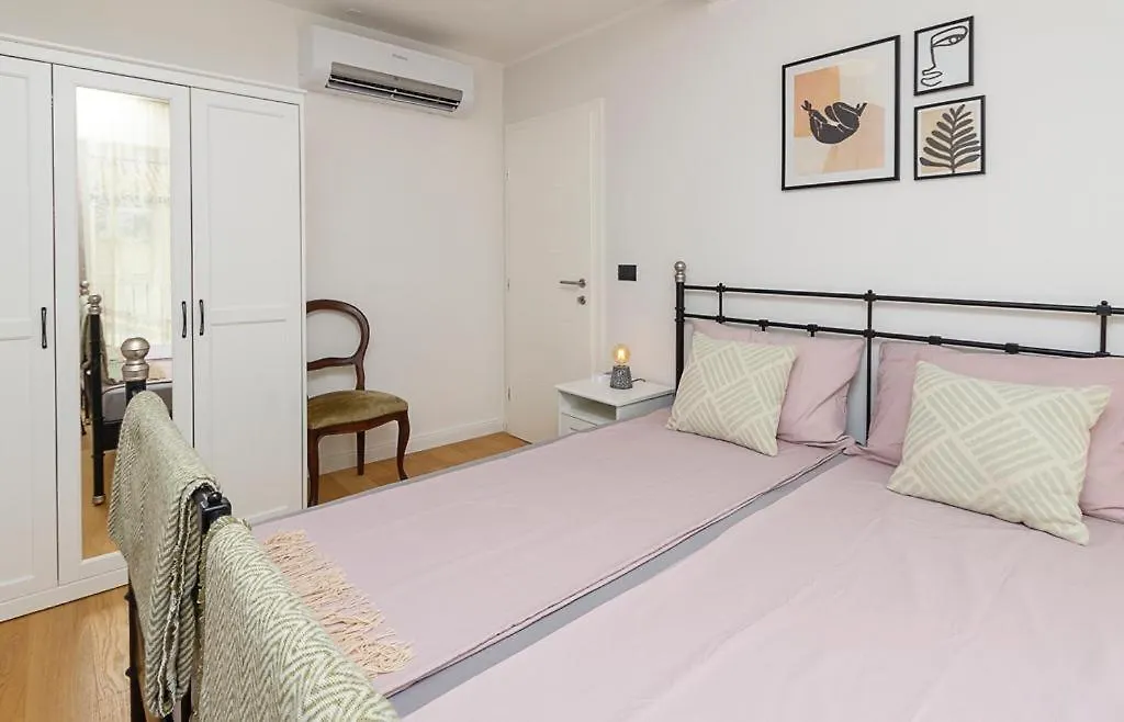 Apartment Vittore Novigrad