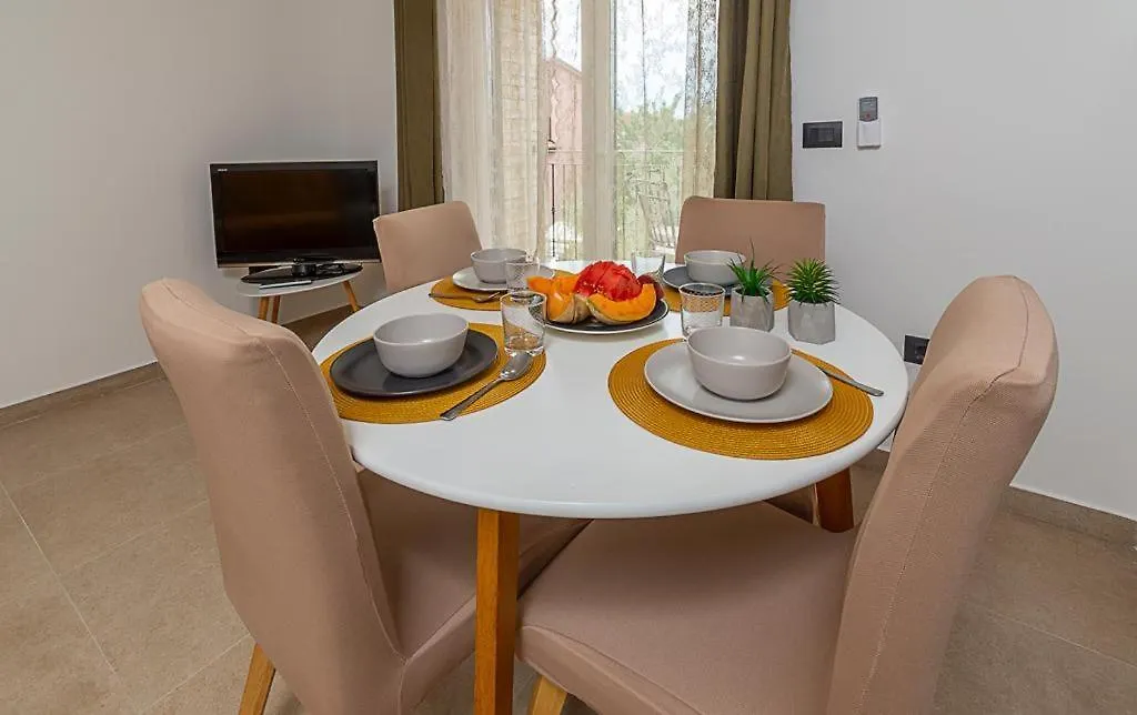 Apartment Vittore Novigrad